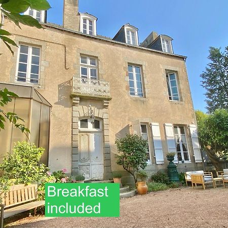 L'Hotel de Hercé Chambre d'Hote Mayenne Extérieur photo