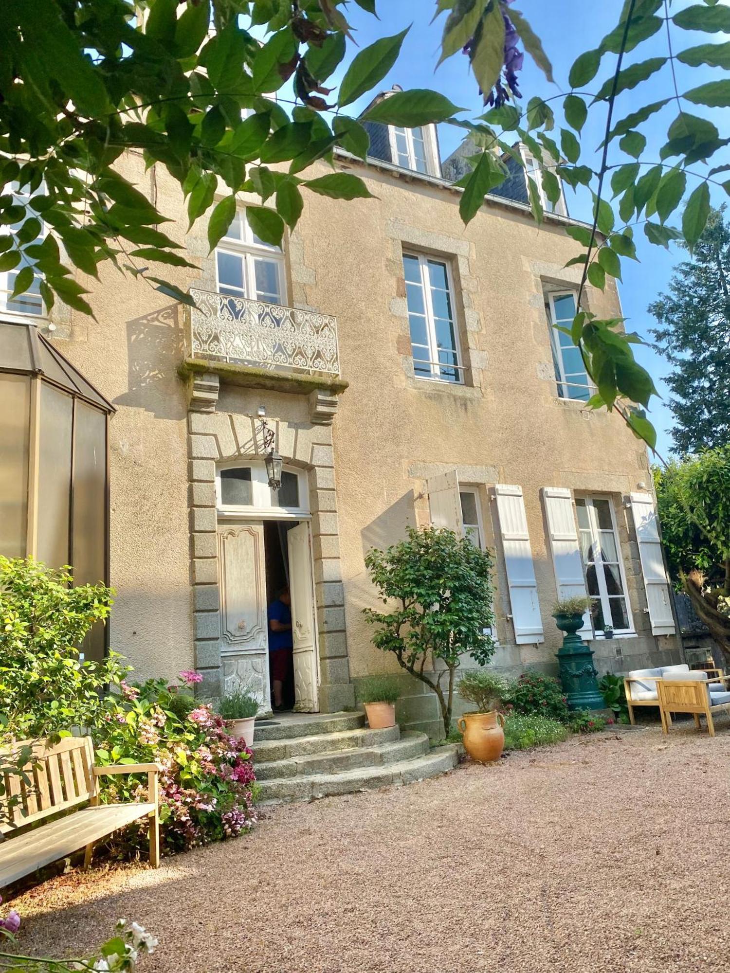L'Hotel de Hercé Chambre d'Hote Mayenne Extérieur photo